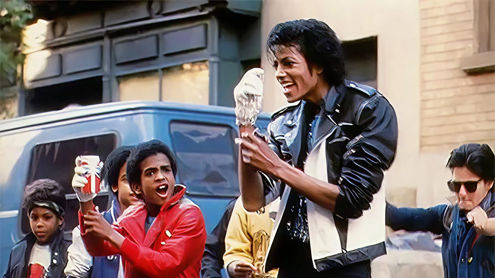 Кадр с Майклом Джексоном в рекламном ролике Pepsi 1983 года