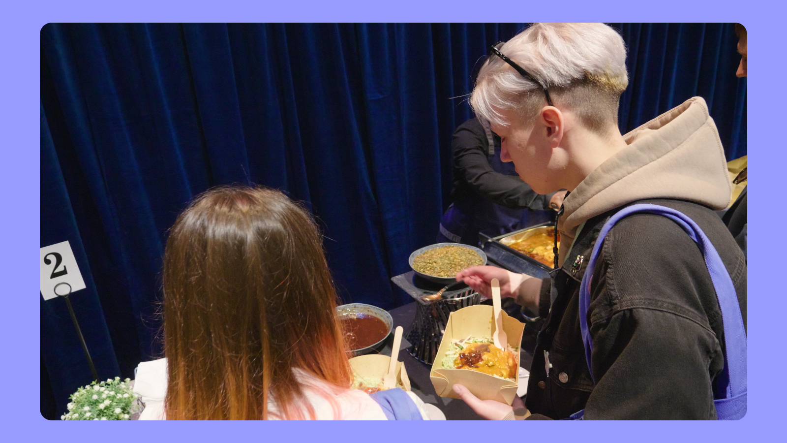 Гарниры и заготовленные ланчбоксы для участников Figma Config Ланч на Config 2025 в Лондоне